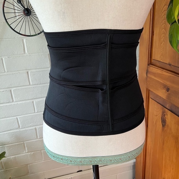 Waist trainer trimmer belt post post partum trainer breathable color black NWOT - Picture 6 of 9